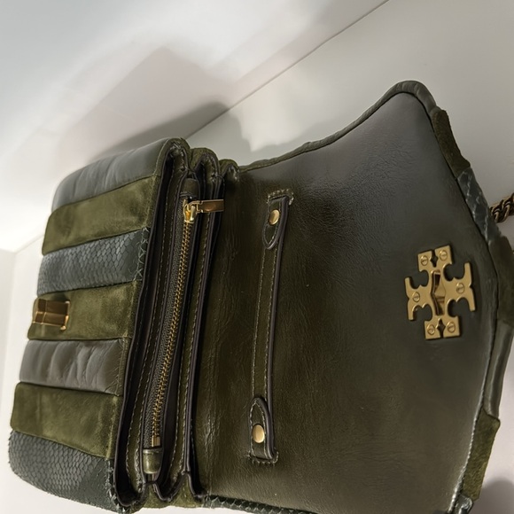 Kira Exotic Stripe Square Crossbody - Picture 5 of 8